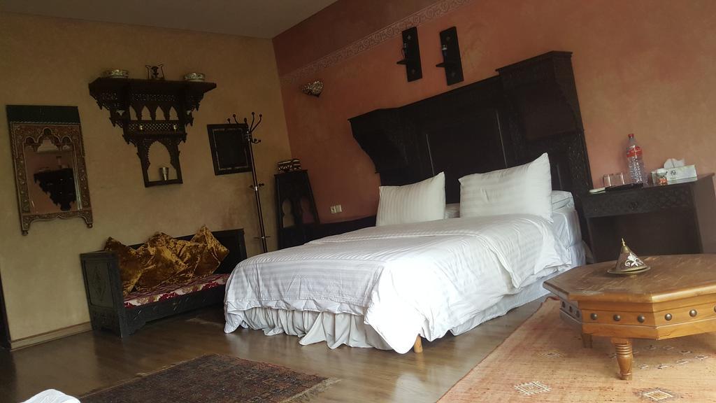 Dar Diafa Bed & Breakfast Казабланка Екстериор снимка